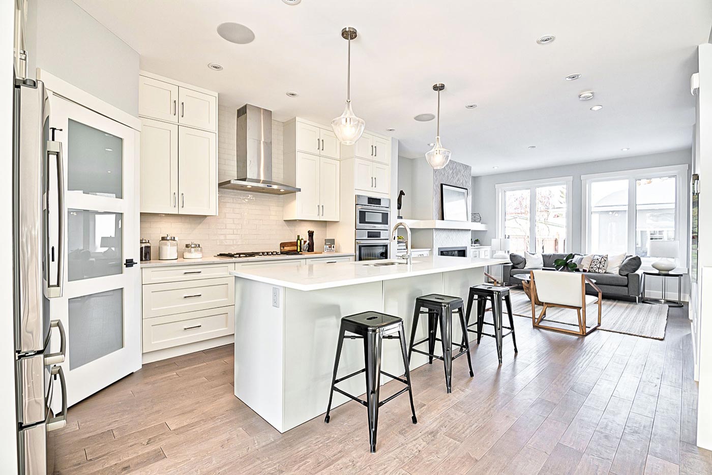 Calgary real estate tips: Negotiating $15K renovation credits for homebuyers to maximize property value and savings.